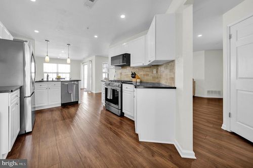 205 Strawberry Ct, WARWICK, PA, 18974-3826 | Card Image