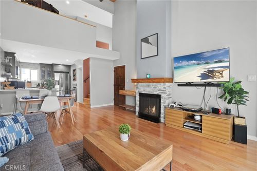 apt-205-11954 Goshen Ave, LOS ANGELES, CA, 90049-6392 | Card Image
