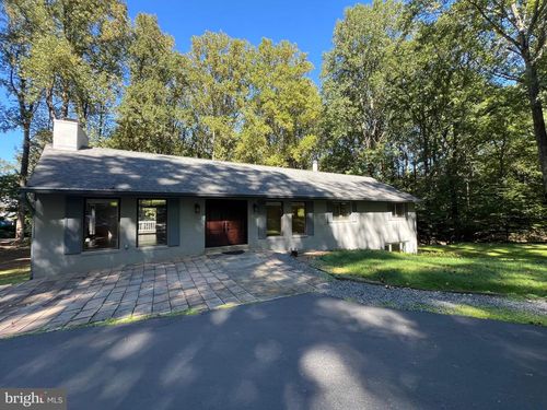 247 Springvale Rd, GREAT FALLS, VA, 22066-3215 | Card Image