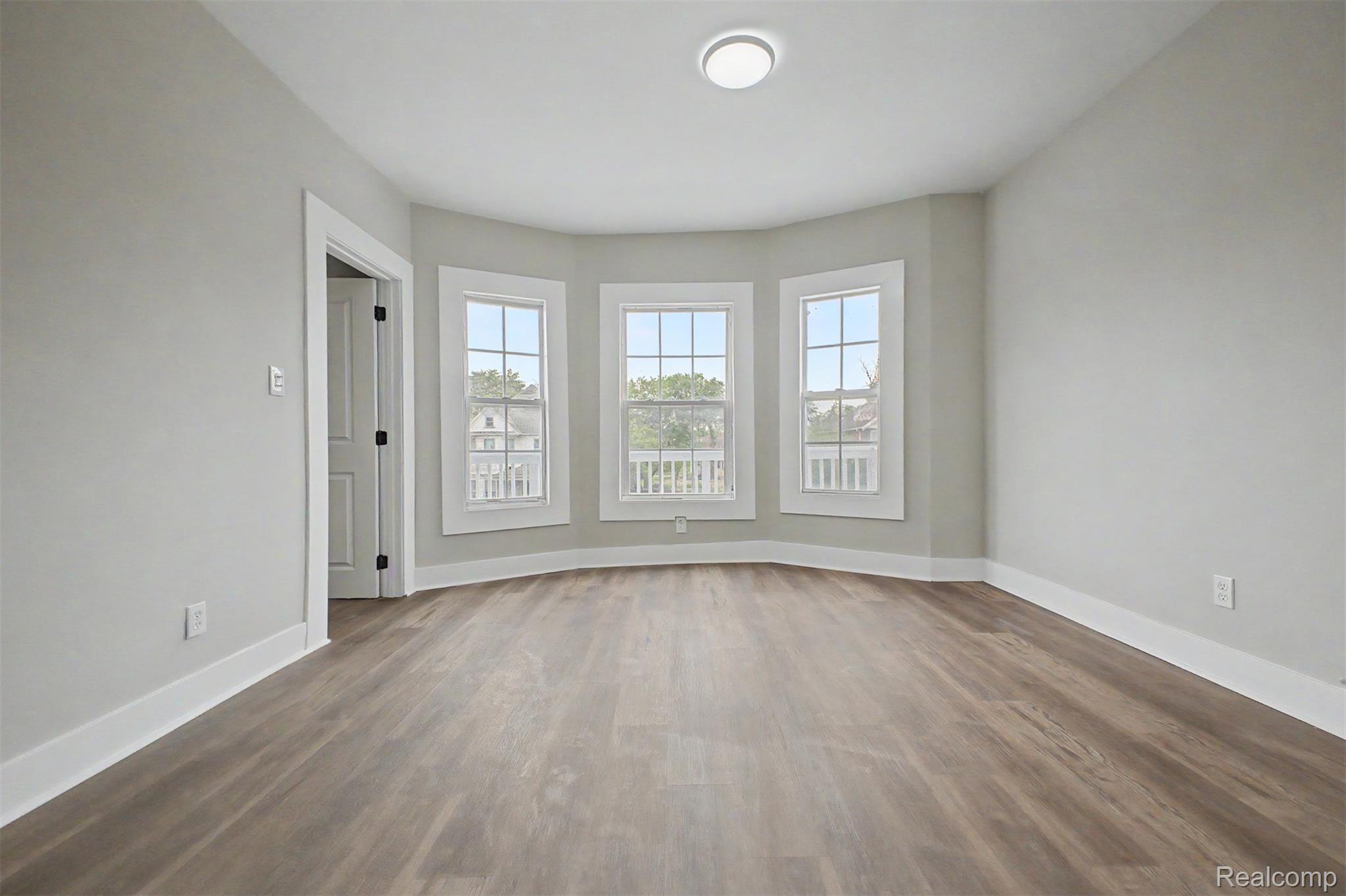 Residential Lease in Detroit 4