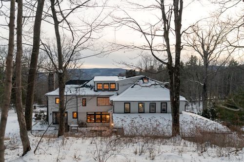 948 County Route 25, Tannersville, NY, 12485-7765 | Card Image