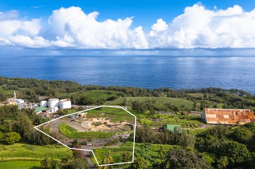 45-300 Haina Camp Rd, HONOKAA, HI, 96727 | Card Image