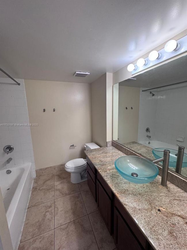 APT-316 - 2640 S University Dr, Condo with 3 bedrooms, 2 bathrooms and null parking in Davie FL | Image 25