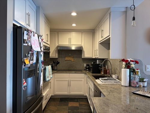 apt-404-160 Commandants Way, Chelsea, MA, 02150-4044 | Card Image