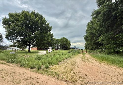 68400 E 330 Rd, Jay, OK, 74346-5626 | Card Image