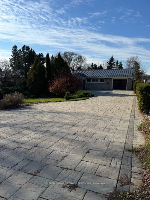 906 Liverpool Rd, Pickering, ON, L1W1S6 | Card Image