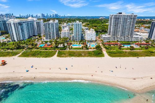 1502-2457 Collins Ave, Miami Beach, FL, 33140-4731 | Card Image