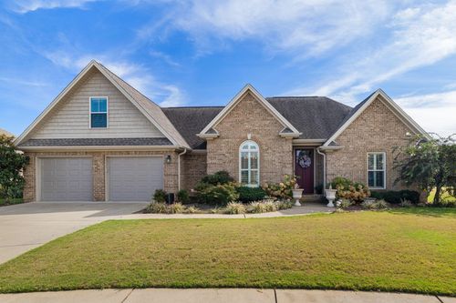 117 Tara Ct, Muscle Shoals, AL, 35661-4843 | Card Image