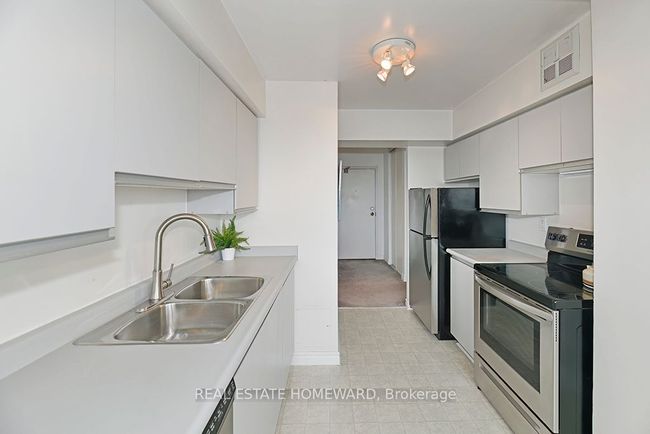 1208 - 4 Park Vista, Condo with 1 bedrooms, 1 bathrooms and null parking in East York ON | Image 16