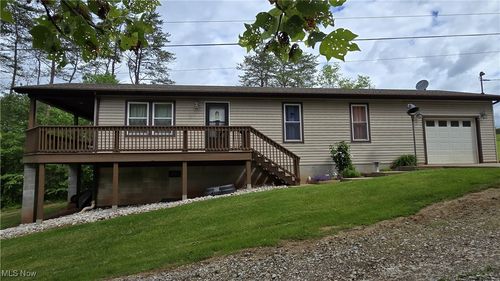 762 Farrow Hill Rd, Davisville, WV, 26142-8105 | Card Image