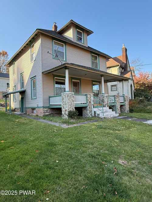 341 Broad St, Honesdale, PA, 18431-1618 | Card Image