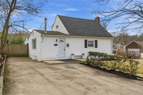 1 Pierce St, Coventry, RI, 02816-7837 | Card Image