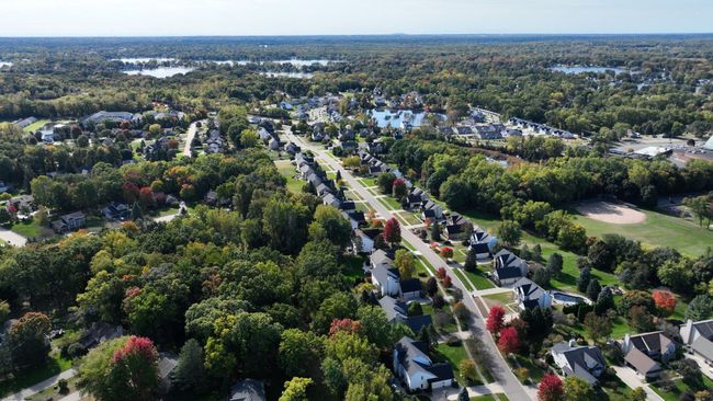 649 Akehurst Ln, House other with 5 bedrooms, 5 bathrooms and null parking in White Lake MI | Image 25