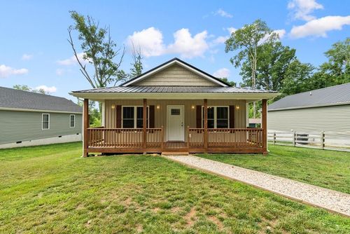 2357 Layne Street, Farmville, VA, 23901 | Card Image
