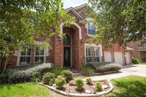 3815 Lagoona Dr, Round Rock, TX, 78681-2326 | Card Image