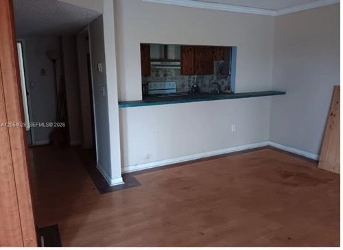 410-4174 Inverrary Dr, Lauderhill, FL, 33319-4578 | Card Image