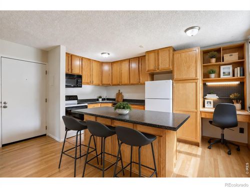 19-3030 Oneal Pkwy, Boulder, CO, 80301-1416 | Card Image
