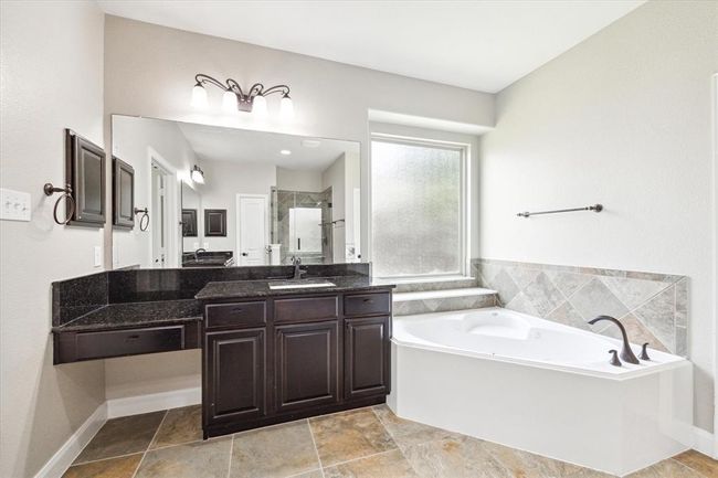 27208 Adrian Hills Ln, House other with 4 bedrooms, 4 bathrooms and 3 parking in Spring TX | Image 17
