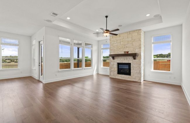 457 Tumbling Creek Run, House other with 3 bedrooms, 4 bathrooms and 3 parking in Kyle TX | Image 4