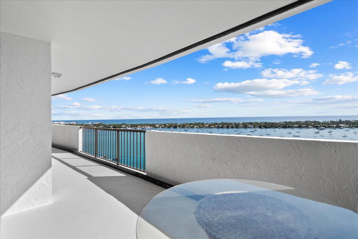 Residential Lease in West Palm Beach 3