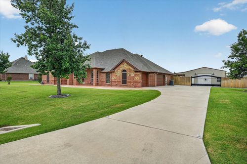 7915 Stone Ridge Dr, Northlake, TX, 76247-4123 | Card Image