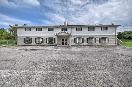 5129 Bluff City Hwy, Bluff City, TN, 37618-2650 | Card Image