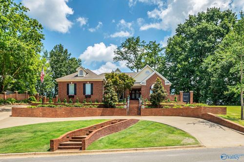 129 Wildwood Trl, Florence, AL, 35630-0736 | Card Image