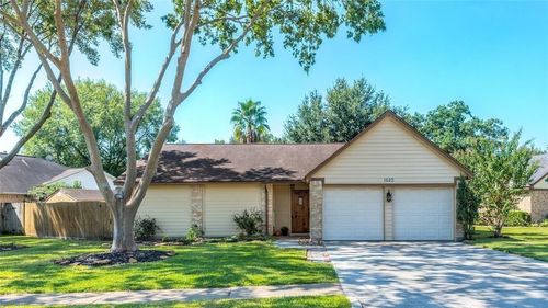 1623 Jo Ann Ln, Sugar Land, TX, 77498-2366 | Card Image
