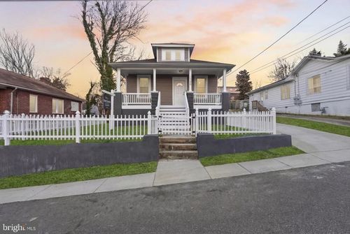 1126 Jansen Ave, CAPITOL HEIGHTS, MD, 20743-4039 | Card Image