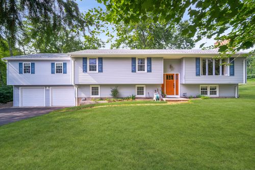 505 Savage St, Southington, CT, 06489-4135 | Card Image