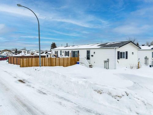 101 Grant Bay, Fort McMurray, AB, T9H5J1 | Card Image
