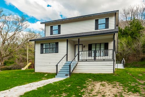 3365 Pleasant Valley Rd, Hartsville, TN, 37074-5016 | Card Image