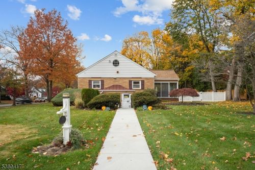 74 Ridgewood Ave, Glen Ridge, NJ, 07028-1016 | Card Image