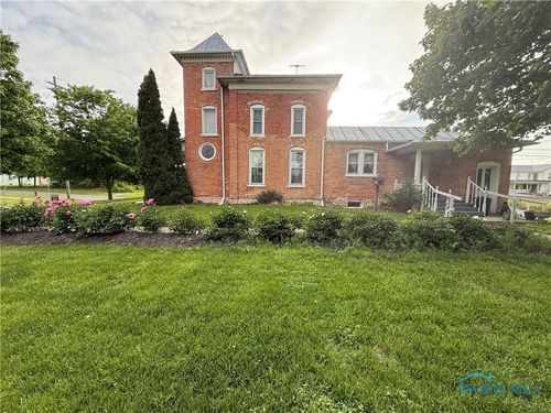 206 W Main St, Fayette, OH, 43521-9612 | Card Image