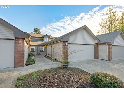 2437 Nw Logan St, Camas, WA, 98607-9398 | Card Image