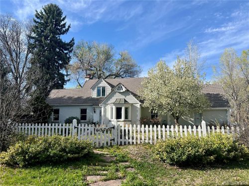 6375 E 6th Avenue Pkwy, Denver, CO, 80220-5311 | Card Image