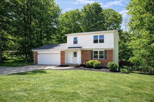 11517 Kenyon Rd, Mount Vernon, OH, 43050-8633 | Card Image
