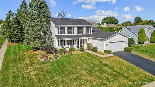 312 Wooded Knoll Dr, Cary, IL, 60013-3117 | Card Image