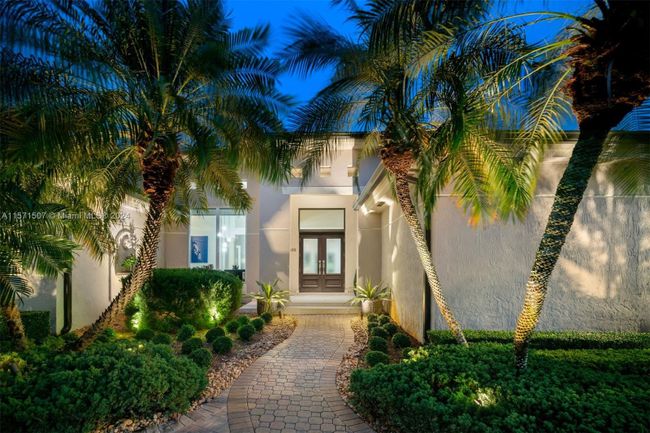 8530 Sw 166th St, House other with 6 bedrooms, 4 bathrooms and null parking in Palmetto Bay FL | Image 32