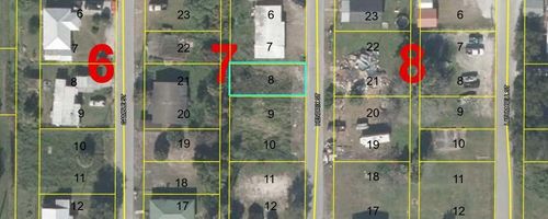 1039 Hendrix St, MOORE HAVEN, FL, 33471-3130 | Card Image