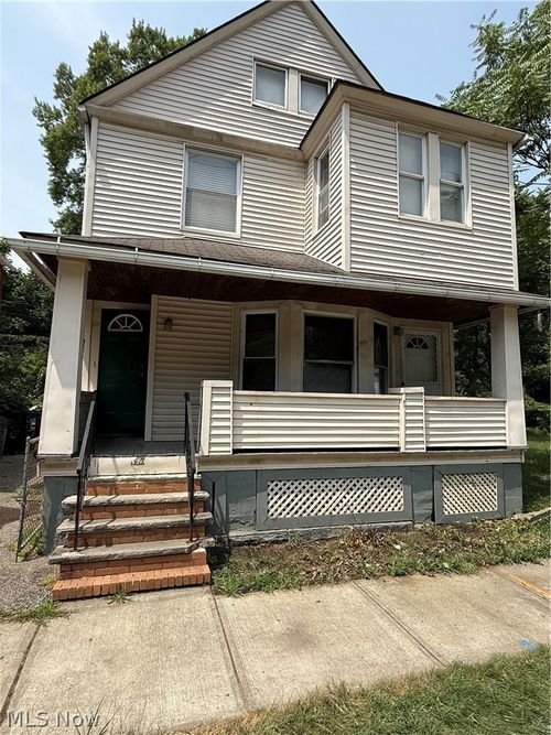 1360 E 92nd St, Cleveland, OH, 44106-1036 | Card Image