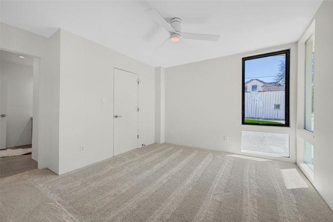715 N Elm St, House other with 3 bedrooms, 3 bathrooms and null parking in Sherman TX | Image 36