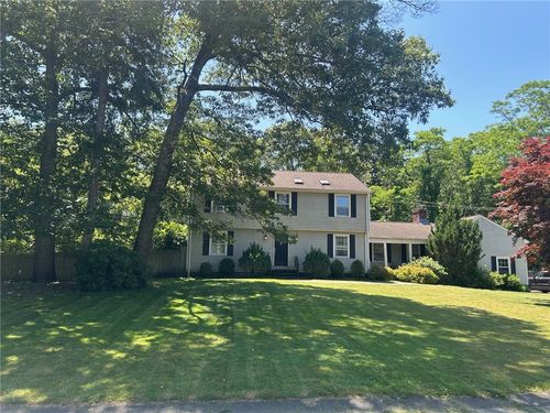 61 Candlewood Dr, North Kingstown, RI, 02852-1623 | Card Image