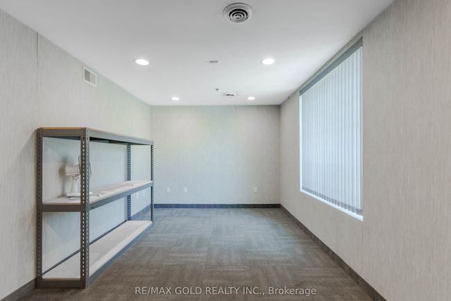 5 - 351 Parkhurst Sq, Home with 0 bedrooms, 1 bathrooms and null parking in Brampton ON | Image 15