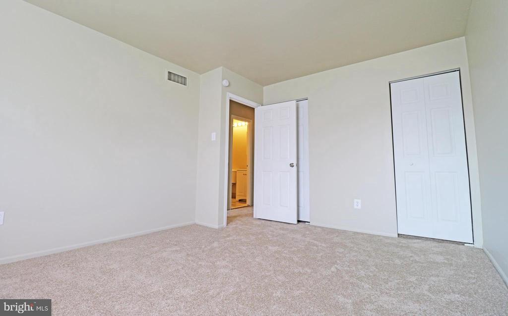 Residential in BROOKHAVEN 2