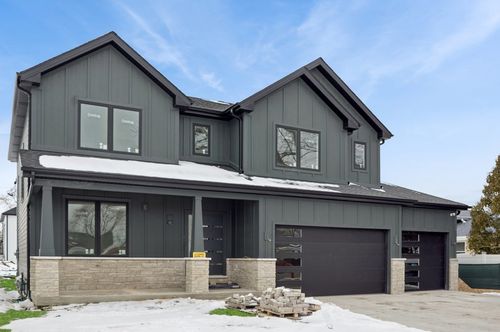 11036 Austin Ave, Chicago Ridge, IL, 60415-2230 | Card Image