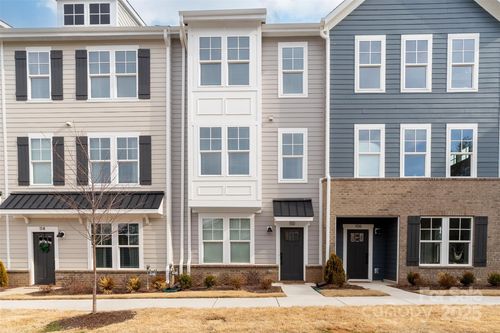110 Wesser St, Davidson, NC, 28036-6966 | Card Image