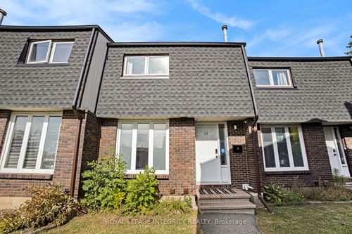 17-3333 Mccarthy Rd, Ottawa, ON, K1V9X5 | Card Image