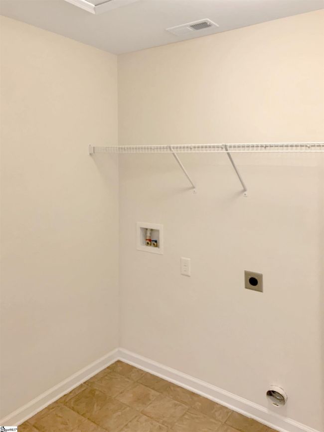 8 Irvington Dr, Townhouse with 3 bedrooms, 3 bathrooms and 2 parking in Greer SC | Image 4