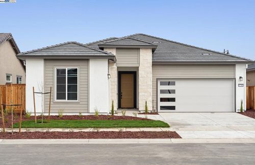 17702 Brightwood Ave, Lathrop, CA, 95330-7206 | Card Image